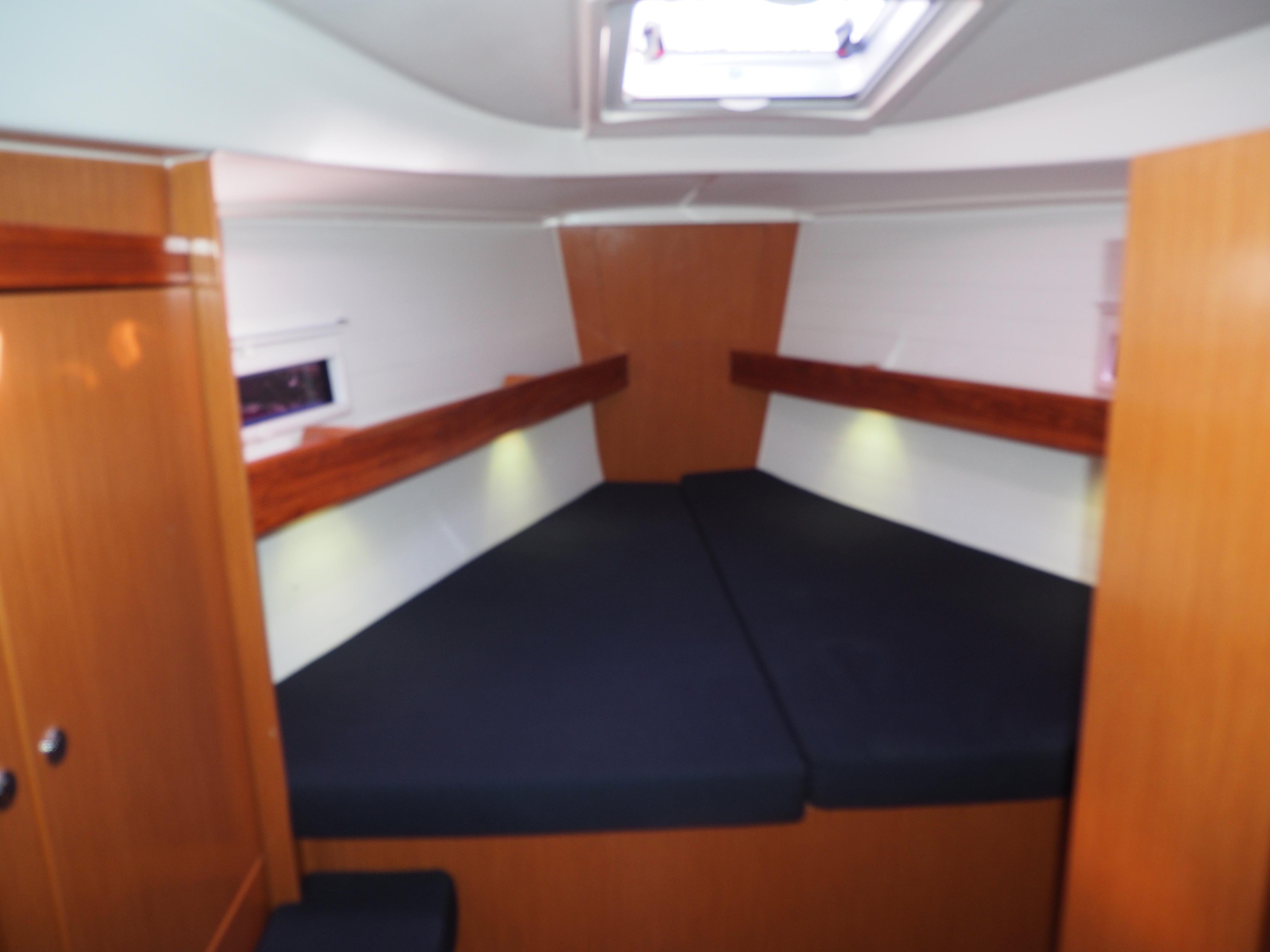 Cabin en avant, H&eacute;bergements